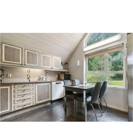 Sunnfjord 6809 Holiday home